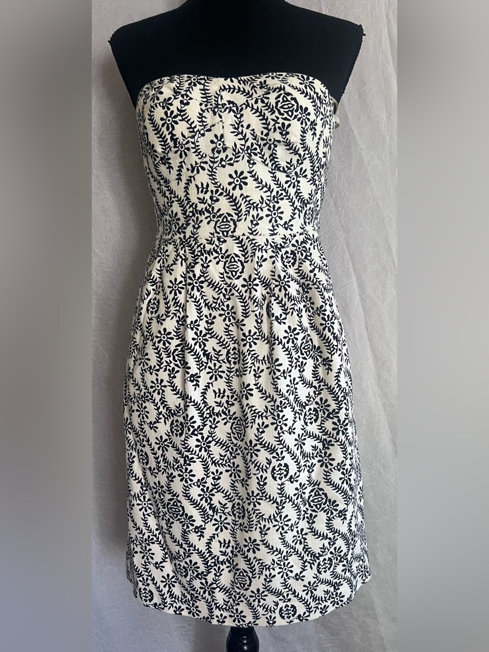 J crew strapless floral textured dress off white & navy